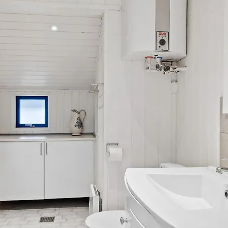 Cozy In With Sauna בית נופש Sjolund